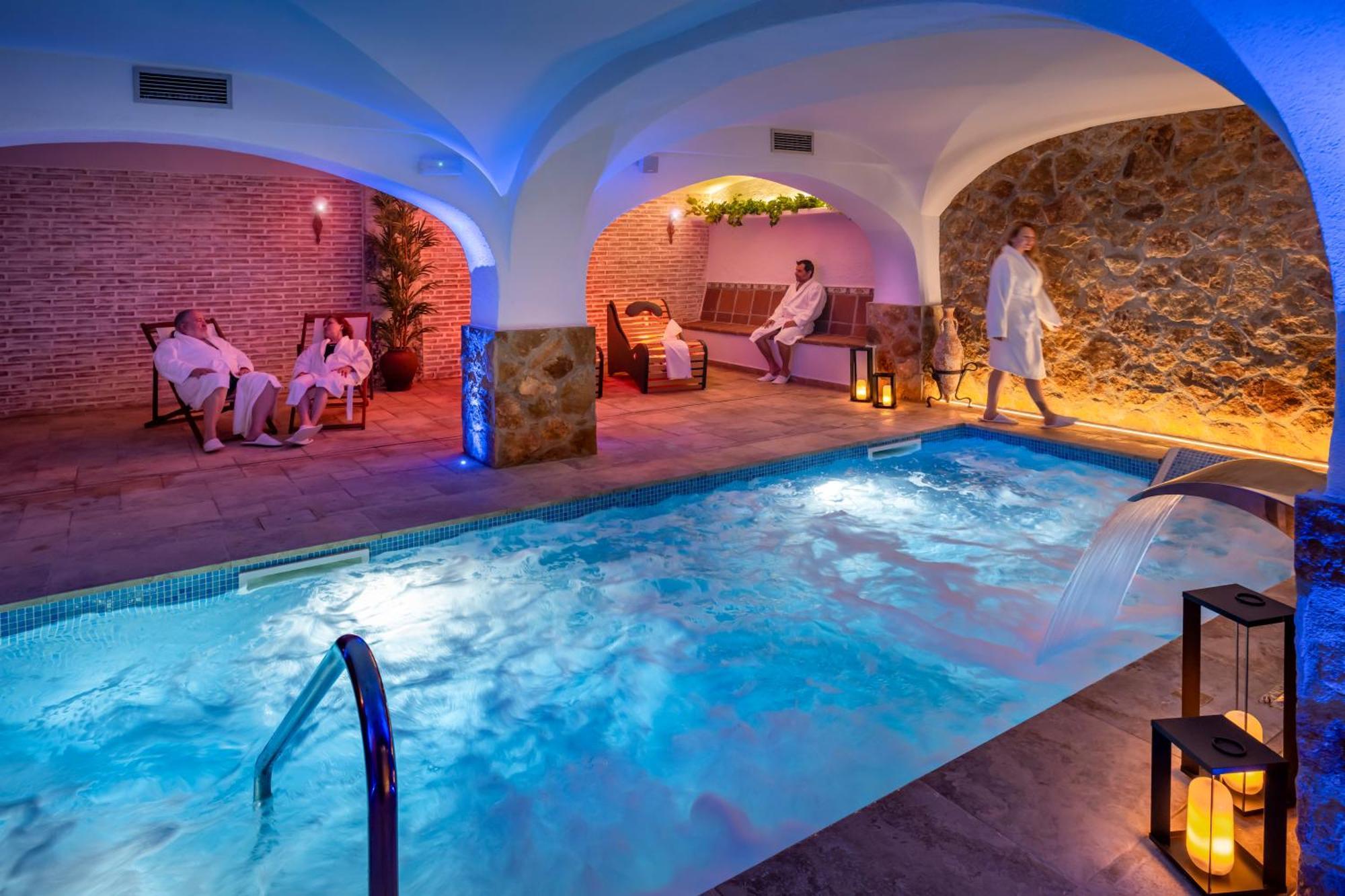 Ght Neptuno-tossa & Venus Hotel 3*